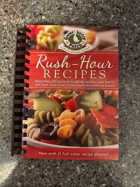 Gooseberry Patch Rush-Hour Recipes Cookbook - Red Cover